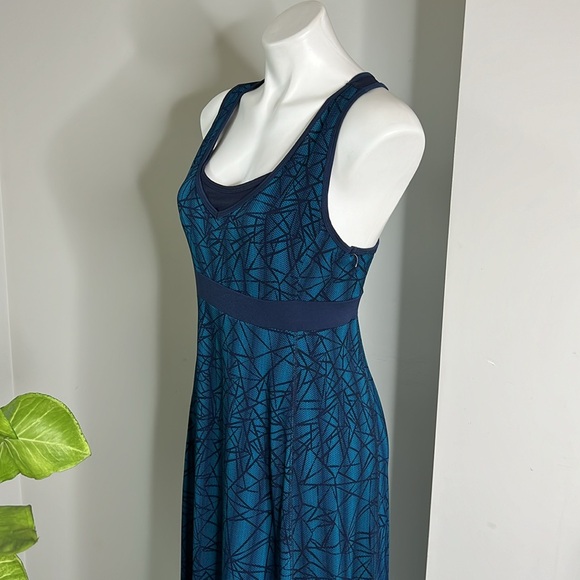 Full Length Tek Gear Athletic Dress size medium - Picture 4 of 7